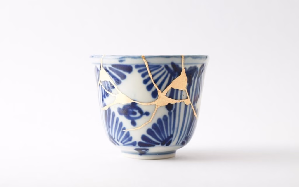 Kintsugi csésze